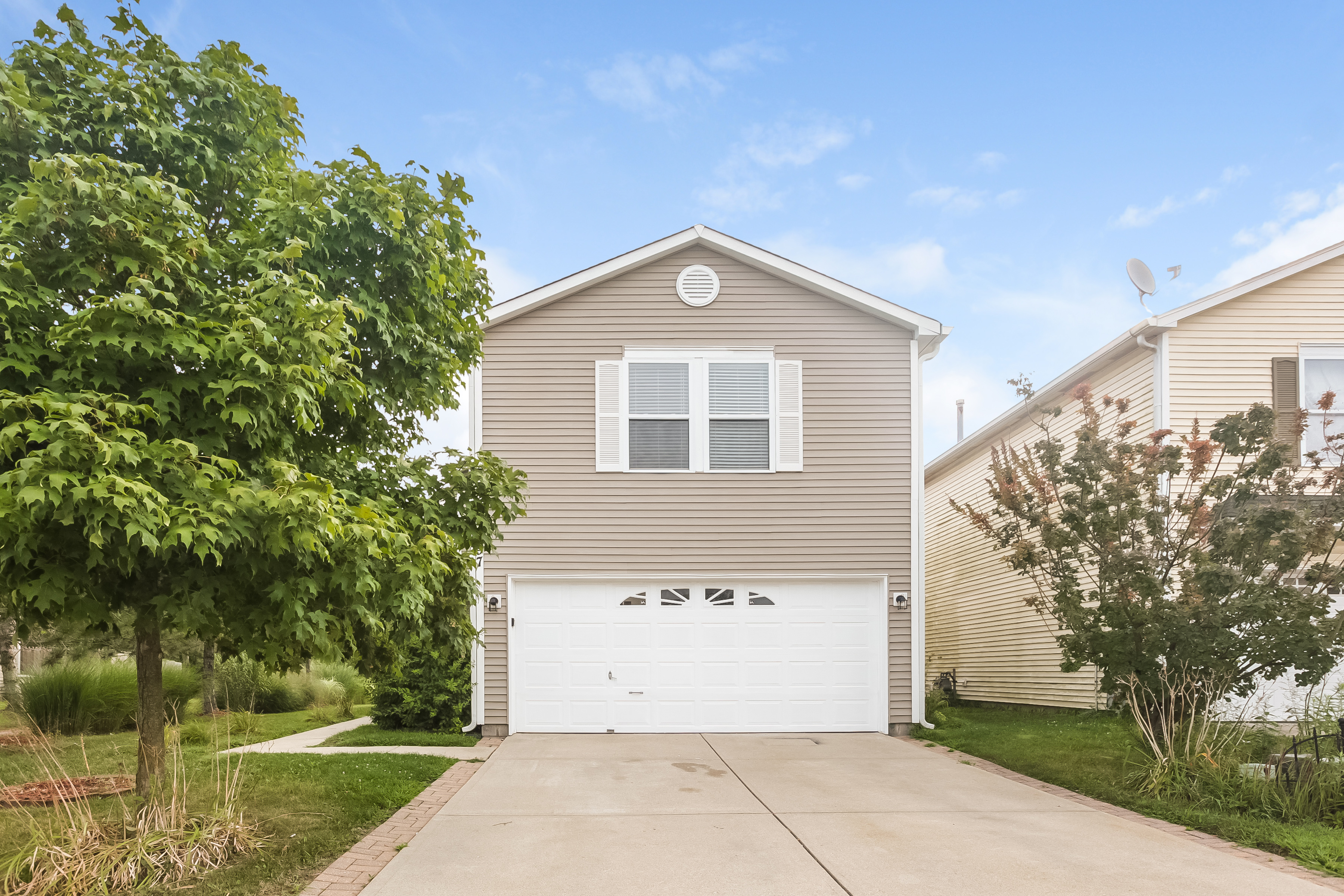 2397 Collins Way Greenfield, IN 46140